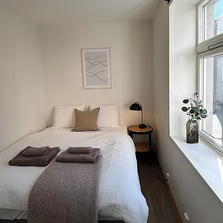 Within Walking Distance Of Everything * Bergen